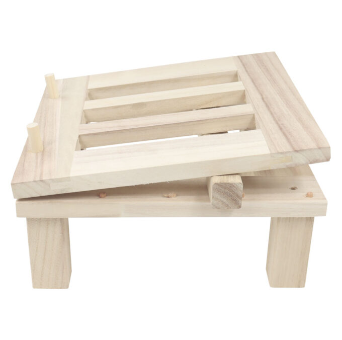 Ein Abfüllknecht aus Holz ist eine stabile Halterung zum sicheren Abfüllen von Honig in Gläser, ideal für Imker.