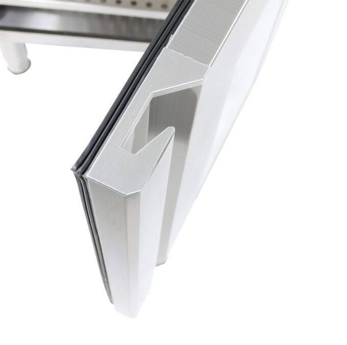 Hochwertiger Honig-Wärmeschrank aus rostfreiem Edelstahl mit Thermoverglasung, digitaler Sensor-Touch-Steuerung und präziser Temperaturregelung von 25°C bis 80°C. Gleichmäßige Warmluft-Umwälzung, robuste Isolierung und verstellbares Zwischenbord für optimale Honigverarbeitung und Lagerung.