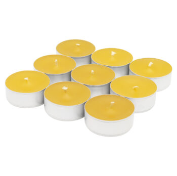 Bienenwachs Teelichter 9er Set – Natürlich & Handgemacht Handgefertigte Teelichter aus 100 % reinem Bienenwachs mit Baumwolldocht. Sie leuchten warmgelb, duften dezent nach Honig und schaffen eine gemütliche Atmosphäre. Perfekt für Adventskranz, romantische Abende oder als Geschenk. Verpackt im braunen Geschenkkarton mit Fenster.