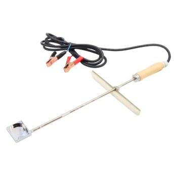 Kompakter Oxalsäureverdampfer mit Dampfsperre für die effektive Varroa-Behandlung in der Imkerei. Betrieb über 12-Volt-Autobatterie (nicht im Lieferumfang). Einsatzbereit geliefert mit 220 cm Anschlusskabel, Flugloch-Dampfsperre und Anleitung. Geeignet für Fluglöcher ab 14 × 90 mm – ideal für bienenschonende Anwendungen.