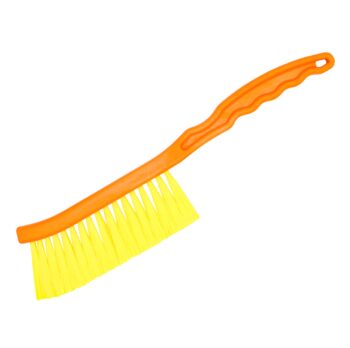 Abkehrbesen für die Imkerei mit kurzen orangefarbenen Kunststoffborsten und 35 cm Länge zur schonenden und stressarmen Bienenabkehr von Waben und Rähmchen. Robuster und langlebiger Besen für den täglichen Einsatz am Bienenstock, gut sichtbar durch die auffällige Farbe und ideal für präzises sowie effizientes Arbeiten bei der Honigernte und Durchsicht.